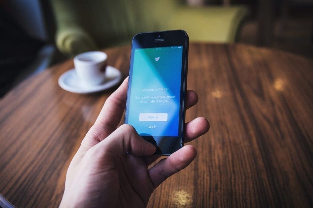 After Dumping Political Commentators, Twitter Blocks Common Trump Supporters