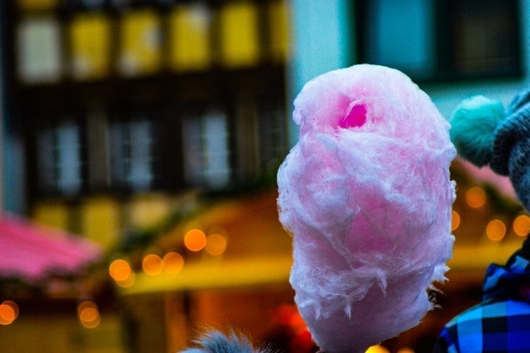 Woman Wrongfully Jailed for 'Meth' Cotton Candy Sues Sheriff's Deputies