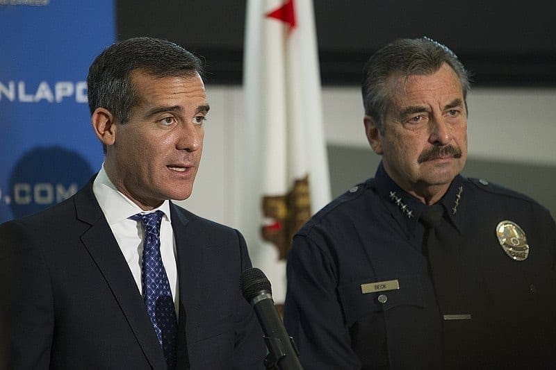 Lockdown or Else: CA Shuts Off Water, Electricity to Businesses Defying Coronavirus Order